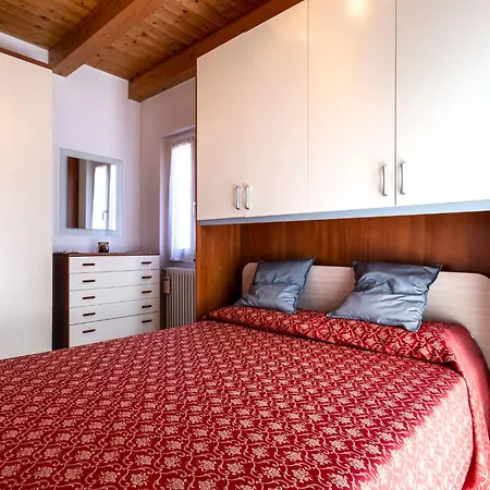Ribes By Interhome